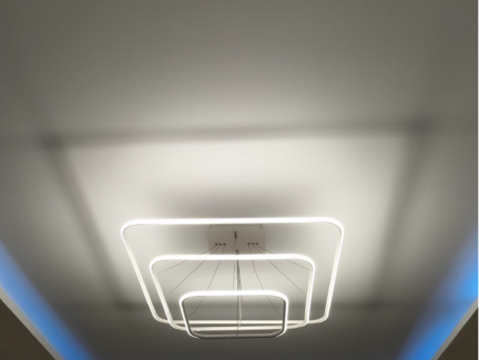 Натяжные потолки с подсветкой